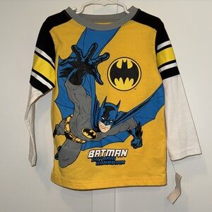 New Boys Batman t-shirt long sleeve size 4T nwt